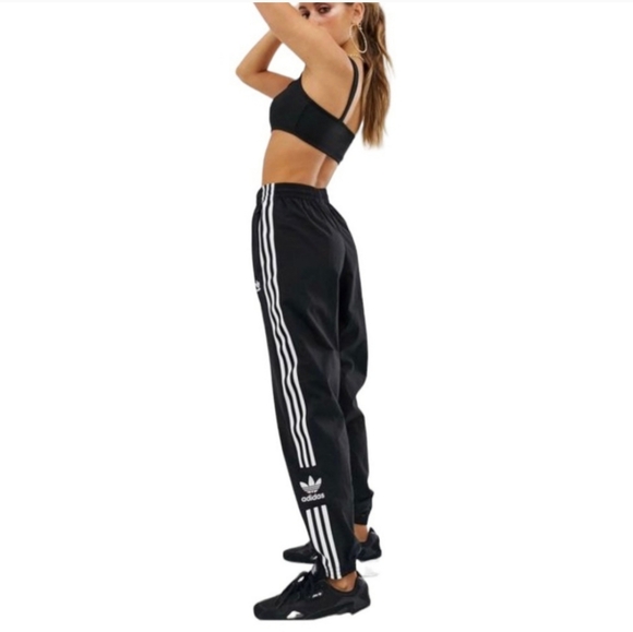 Adidas lock up nylon plain weave trefoil track pants - Picture 2 of 13